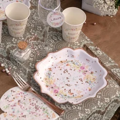 Papperstallrikar Blomster