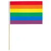 Regnbågsflagga på Pinne